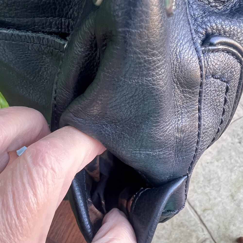 EUC—B Makowsky Black Leather Shoulder hobo Bag. - Picture 8 of 11